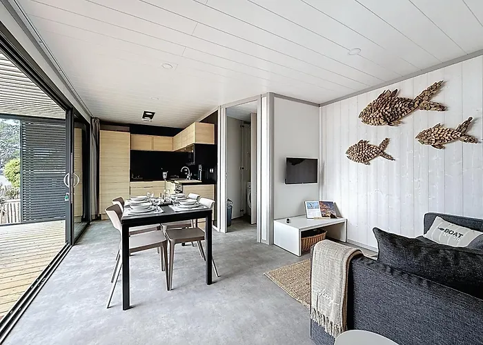 Le Beluga * Jullouville-les-Pins